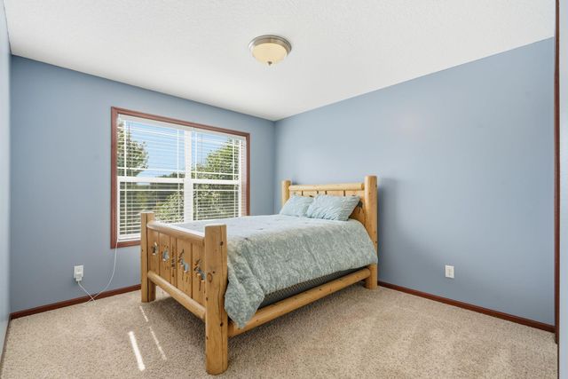 4027 148th Lane NE, Ham Lake, MN 55304