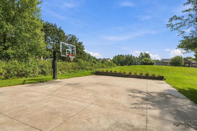 4027 148th Lane NE, Ham Lake, MN 55304