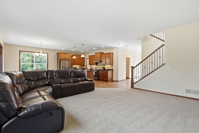 4027 148th Lane NE, Ham Lake, MN 55304