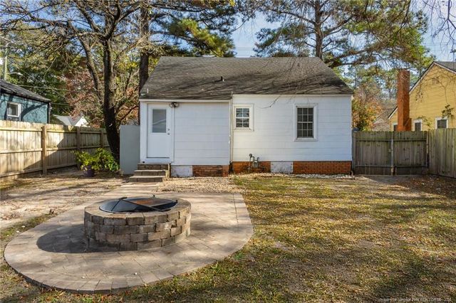 120 Pinecrest Drive, Fayetteville, NC 28305