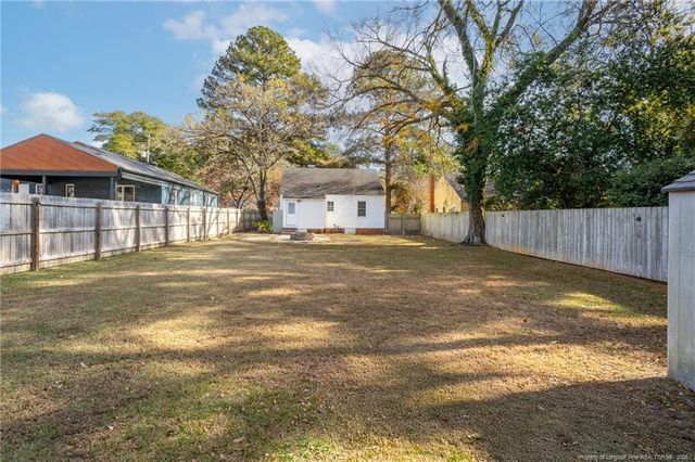 120 Pinecrest Drive, Fayetteville, NC 28305