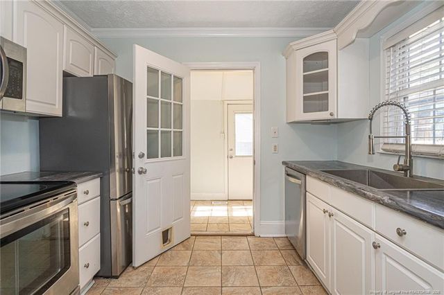 120 Pinecrest Drive, Fayetteville, NC 28305