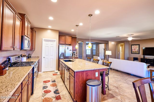 2316 W CORRAL Road, Phoenix, AZ 85041