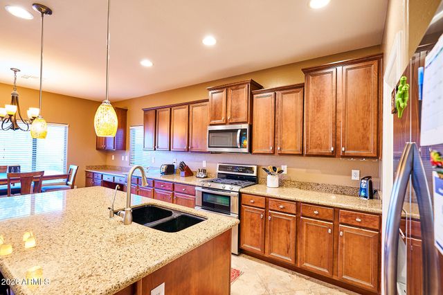 2316 W CORRAL Road, Phoenix, AZ 85041