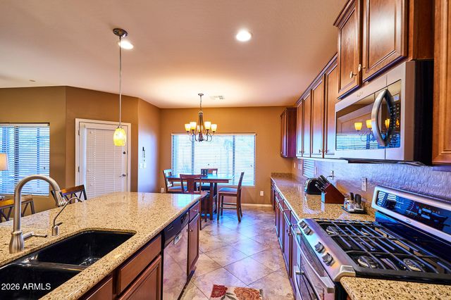 2316 W CORRAL Road, Phoenix, AZ 85041