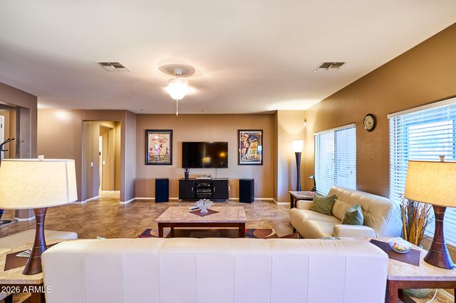 2316 W CORRAL Road, Phoenix, AZ 85041