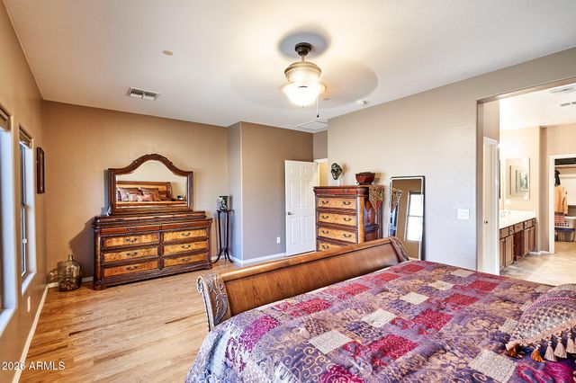 2316 W CORRAL Road, Phoenix, AZ 85041