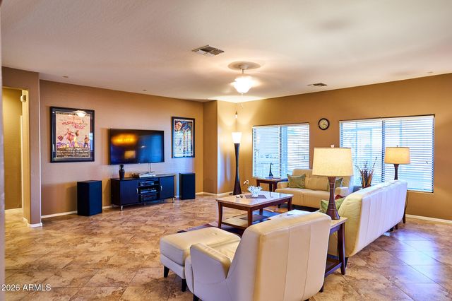 2316 W CORRAL Road, Phoenix, AZ 85041