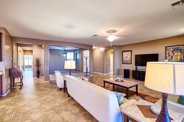 2316 W CORRAL Road, Phoenix, AZ 85041