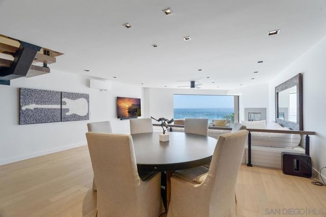 135 S Sierra Ave 32, Solana Beach, CA 92075