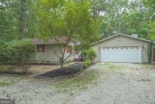 2734 WINDWARD HARBOR Drive, Elberton, GA 30635