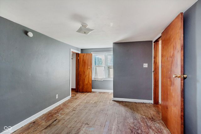 706 E 32nd Street, Anderson, IN 46016