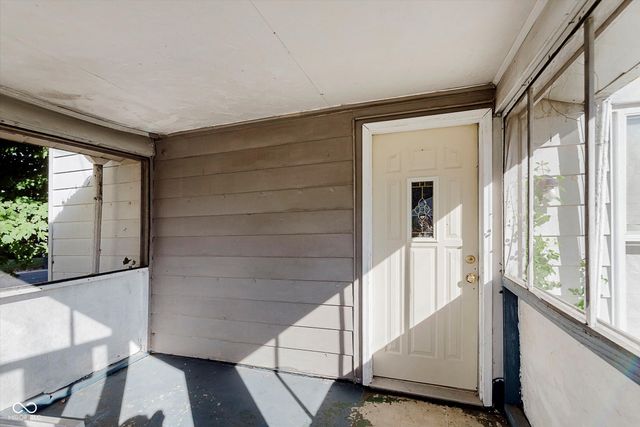 706 E 32nd Street, Anderson, IN 46016