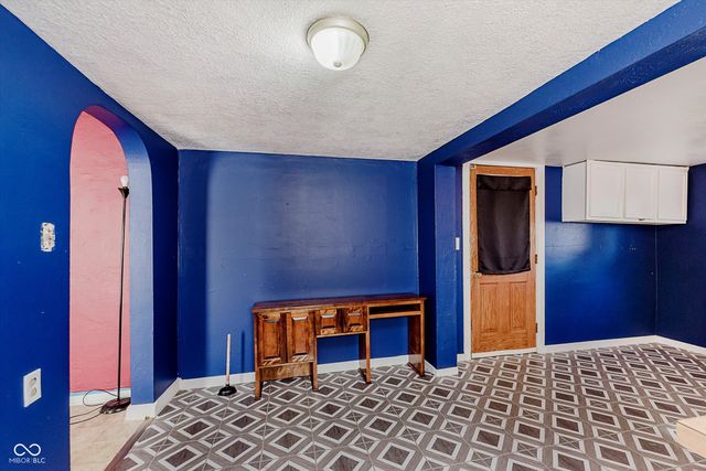 706 E 32nd Street, Anderson, IN 46016