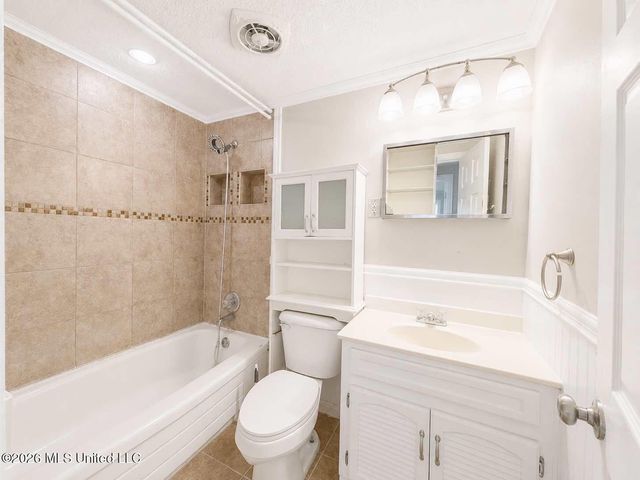 8658 Bunker Hill Drive, Southaven, MS 38671
