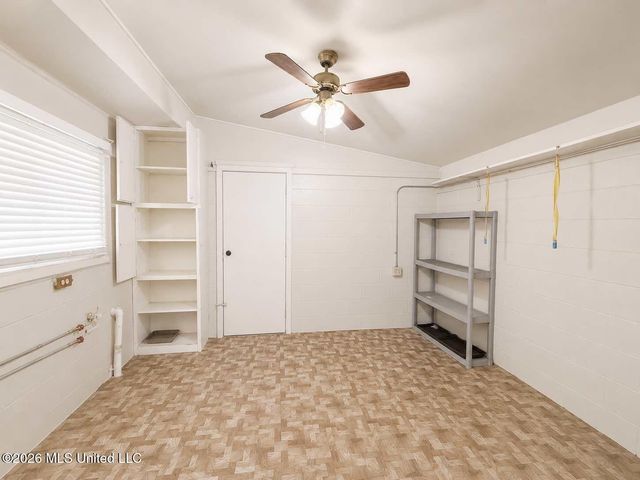 8658 Bunker Hill Drive, Southaven, MS 38671