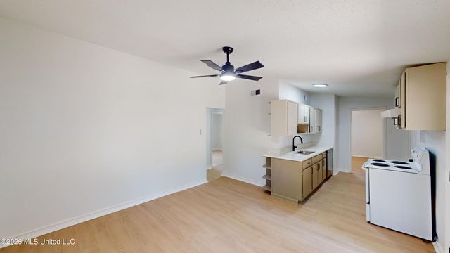 8658 Bunker Hill Drive, Southaven, MS 38671