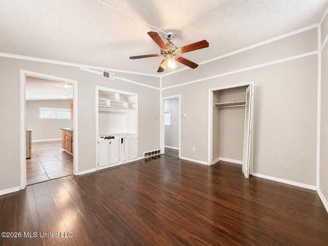 8658 Bunker Hill Drive, Southaven, MS 38671
