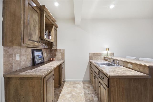 14650 S Glen Eyrie Street, Olathe, KS 66061