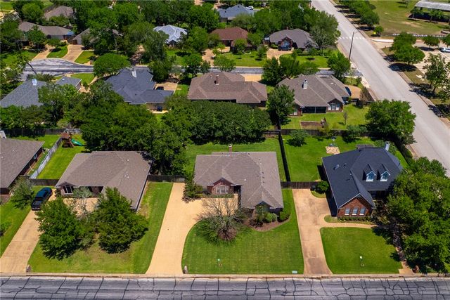 4607 Caddie Court, College Station, TX 77845