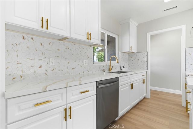 8254 San Vicente Avenue, Riverside, CA 92504