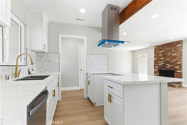 8254 San Vicente Avenue, Riverside, CA 92504