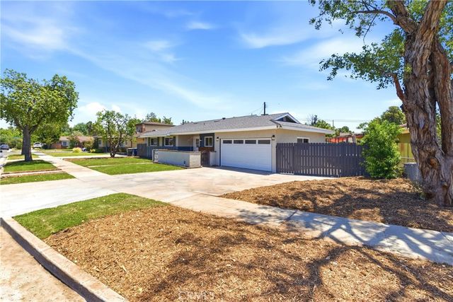 8254 San Vicente Avenue, Riverside, CA 92504