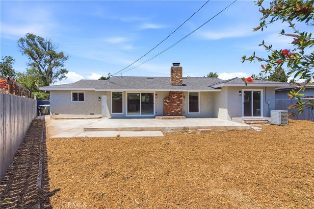 8254 San Vicente Avenue, Riverside, CA 92504