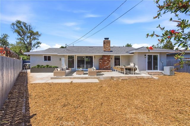 8254 San Vicente Avenue, Riverside, CA 92504