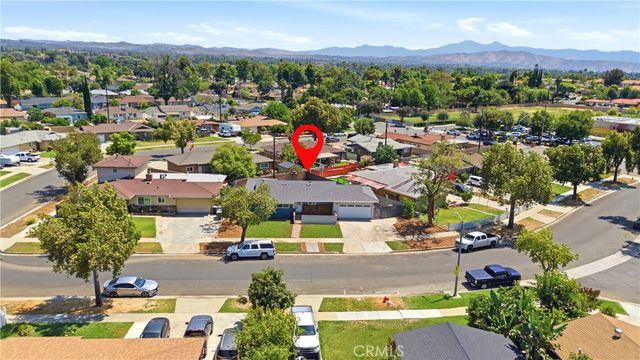 8254 San Vicente Avenue, Riverside, CA 92504