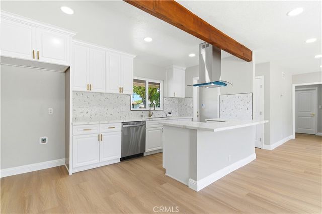 8254 San Vicente Avenue, Riverside, CA 92504
