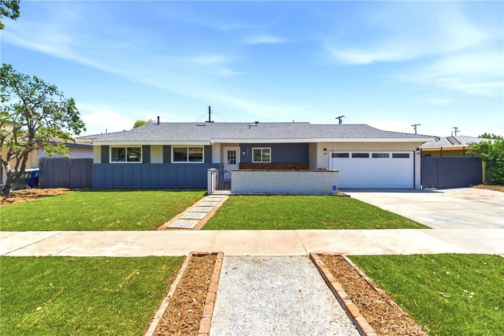 8254 San Vicente Avenue, Riverside, CA 92504