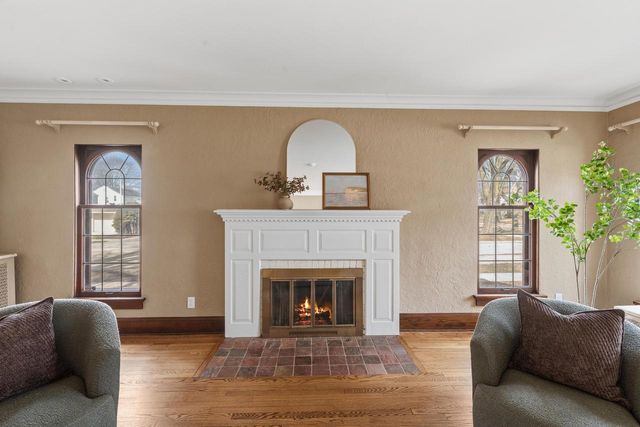 4685 N Woodburn STREET, Whitefish Bay, WI 53211