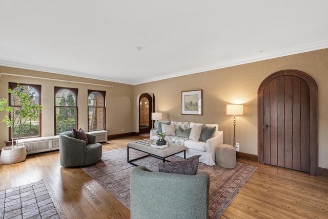 4685 N Woodburn STREET, Whitefish Bay, WI 53211