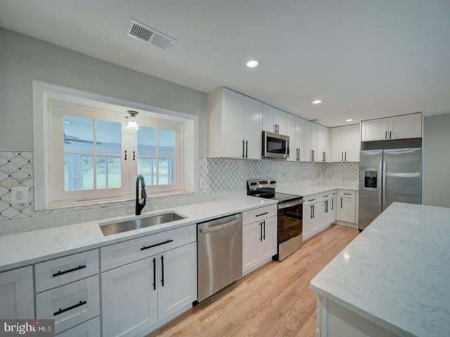 11800 CRESTWOOD AVE S, Brandywine, MD 20613