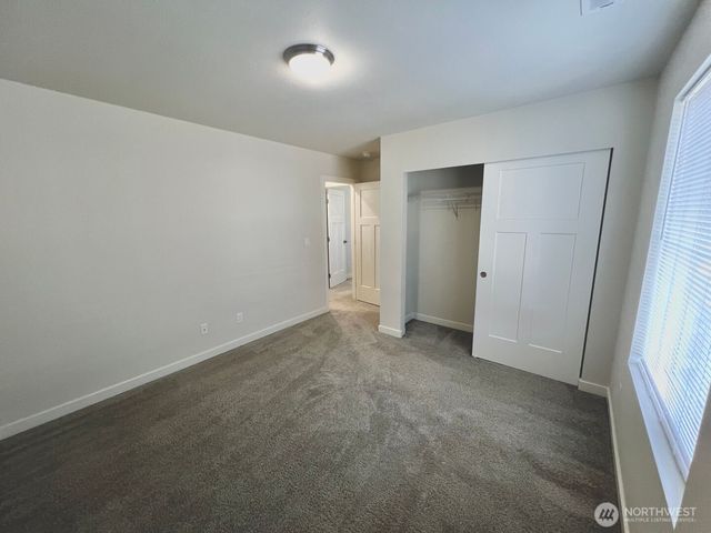 9045 Viola Street SE, Tumwater, WA 98501