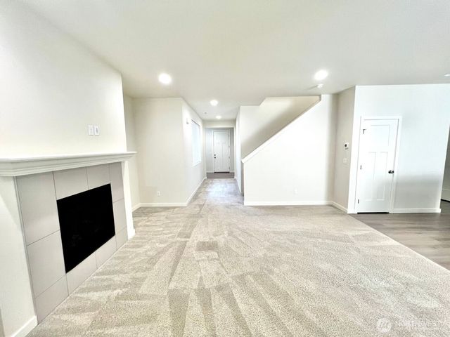 9045 Viola Street SE, Tumwater, WA 98501