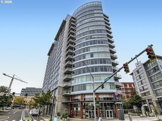 1926 W BURNSIDE St 1412, Portland, OR 97209