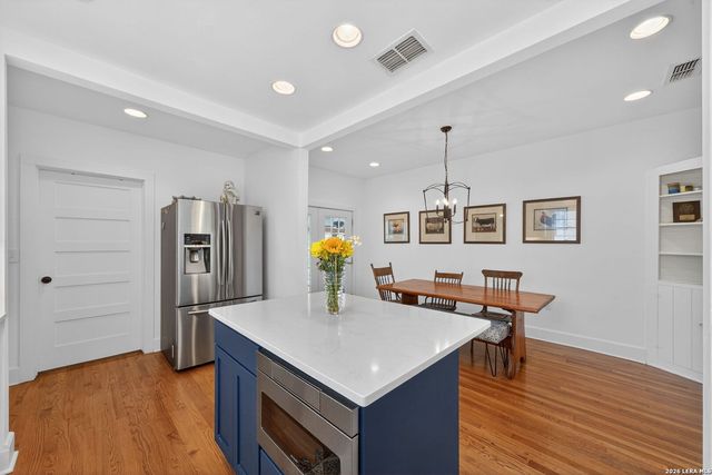 608 RIVER RD, Boerne, TX 78006