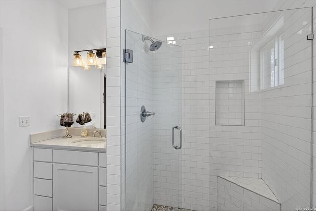 608 RIVER RD, Boerne, TX 78006