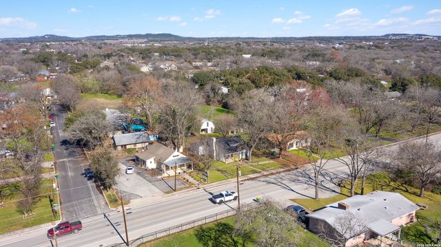 608 RIVER RD, Boerne, TX 78006