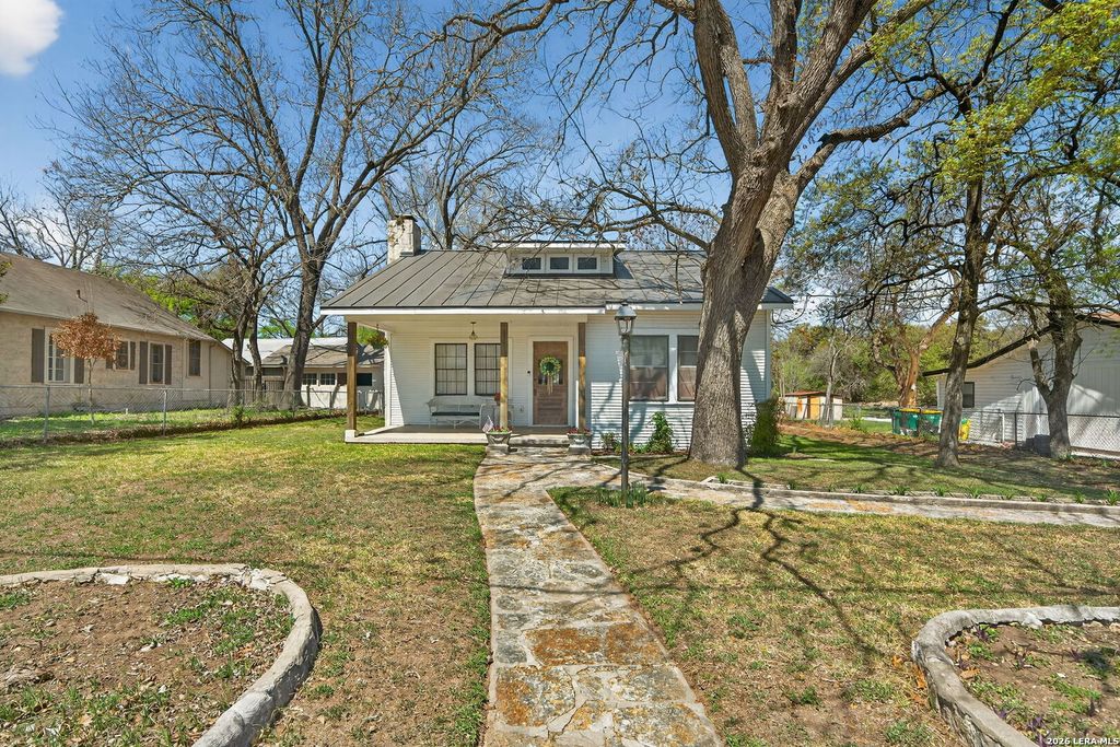 608 RIVER RD, Boerne, TX 78006