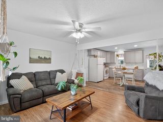351 N COLEBROOK RD, Manheim, PA 17545
