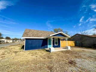 1717 NW Smith, Lawton, OK 73507