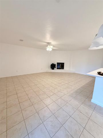 24307 Beef Canyon Drive, Hockley, TX 77447