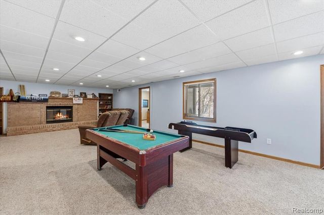 5372 Princeton Court, Brighton, MI 48116