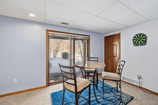 5372 Princeton Court, Brighton, MI 48116