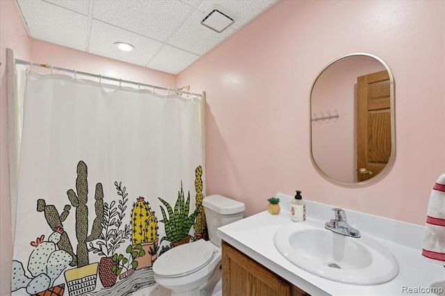 5372 Princeton Court, Brighton, MI 48116