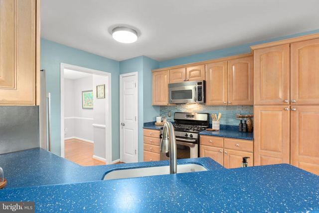 15 TWIN LAKE CT, Fredericksburg, VA 22405