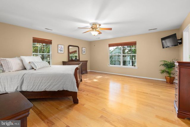 15 TWIN LAKE CT, Fredericksburg, VA 22405